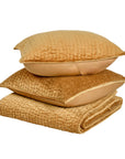 Bari - Velvet Quilt Set
