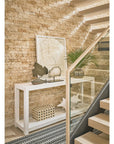 Weekender Coastal Living Home / Hermosa - Table