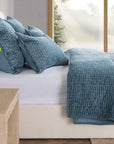 Bari - Velvet Quilt