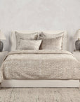 Bari - Velvet Quilt Set