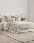 Bari - Velvet Quilt Set