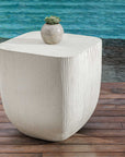 Alma - Concrete Outdoor Table