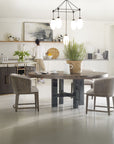 Curata - 72" Round Dining Table