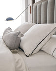 Miramar - Poster Bed