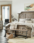 La Grange - Rolling Hill 9-Drawer Dresser