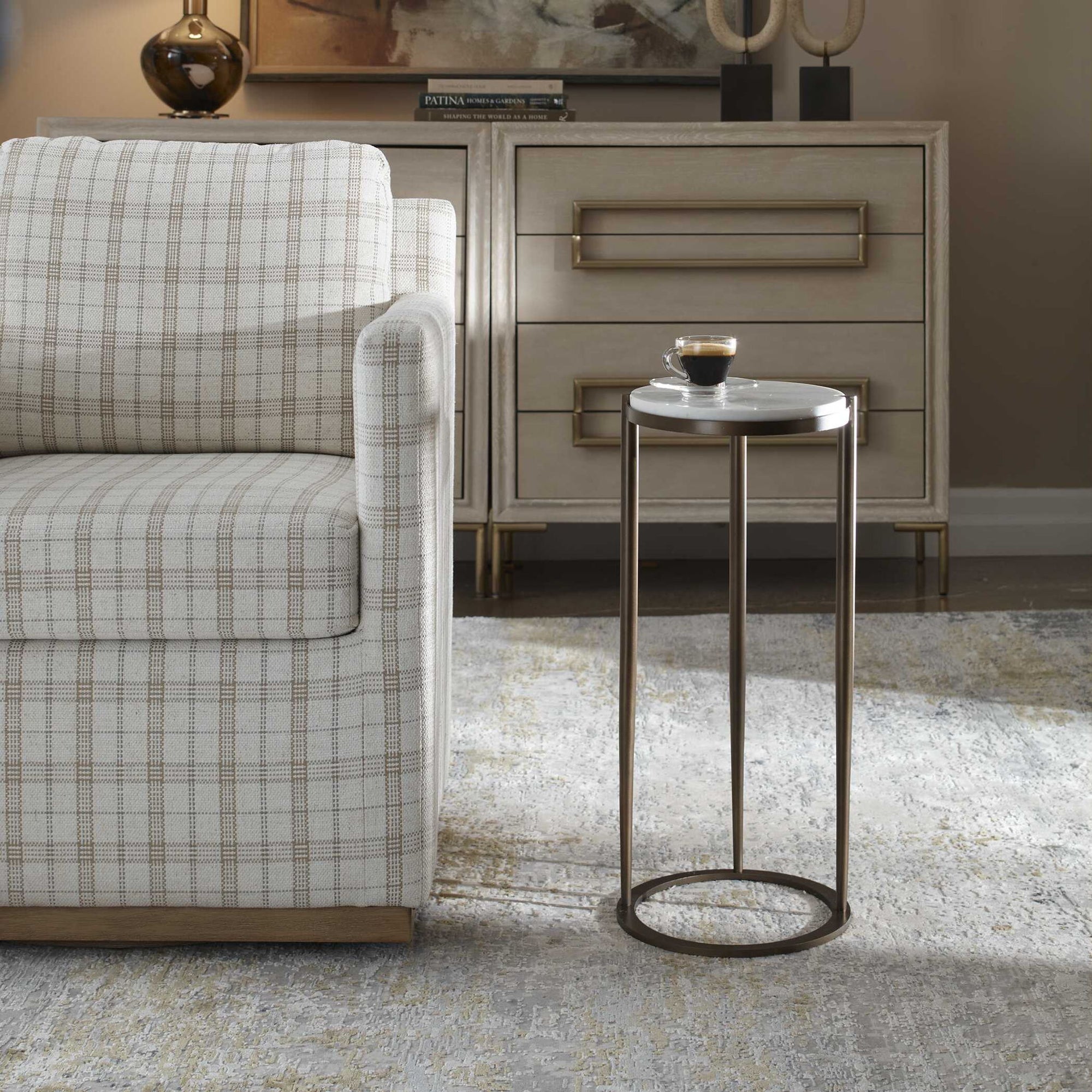 Mercier - Round Marble Accent Table - Brass / White