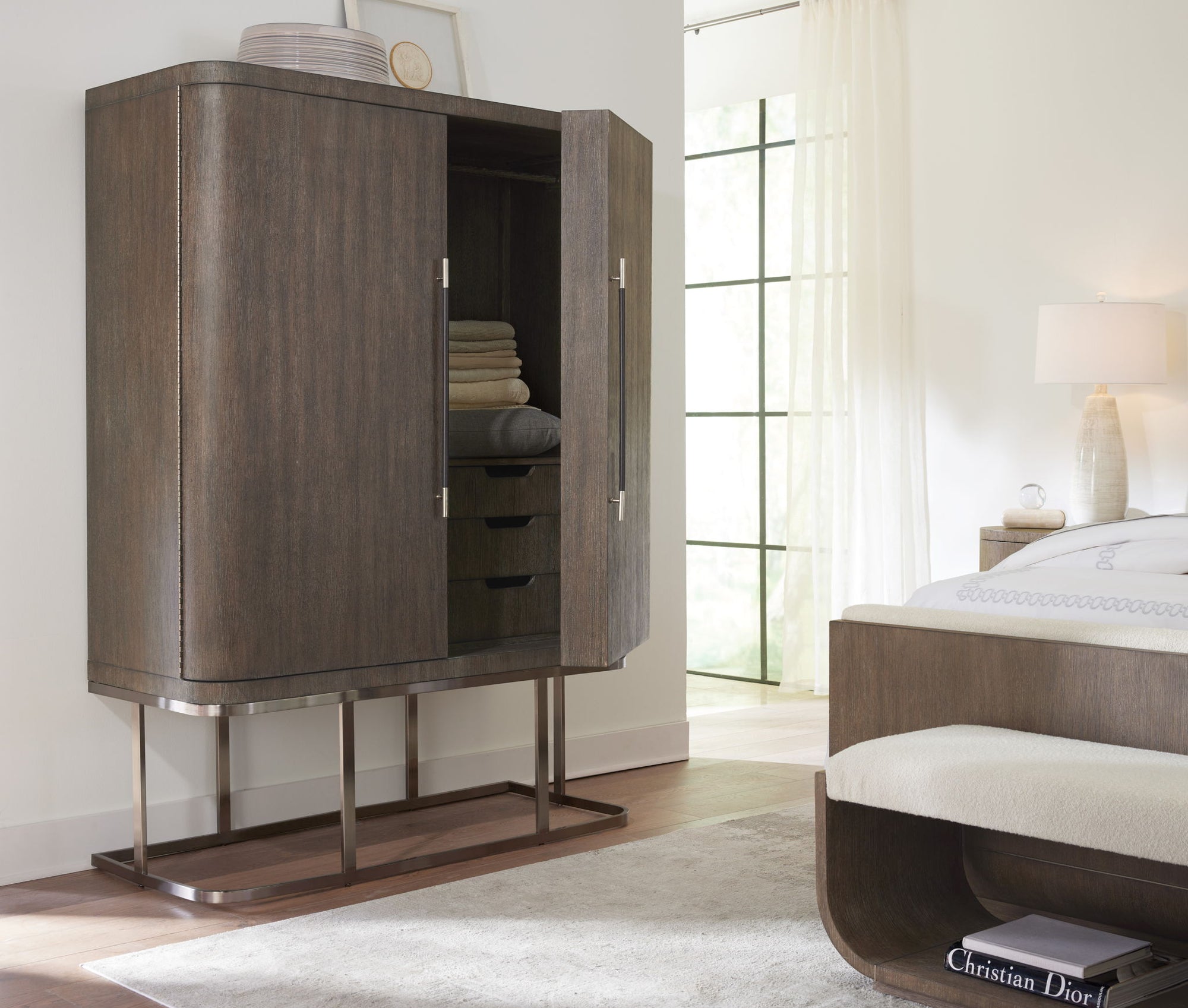 Modern Mood - Wardrobe