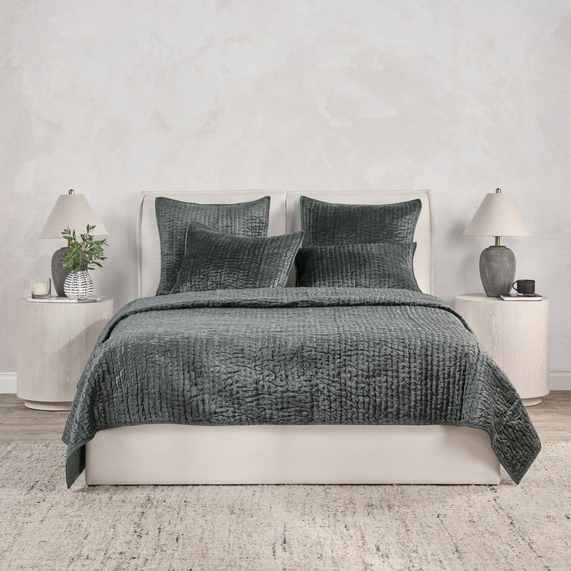Bari - Velvet Sham