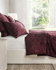 Bari - Velvet Quilt
