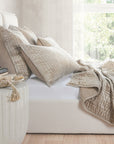 Bari - Velvet Quilt Set