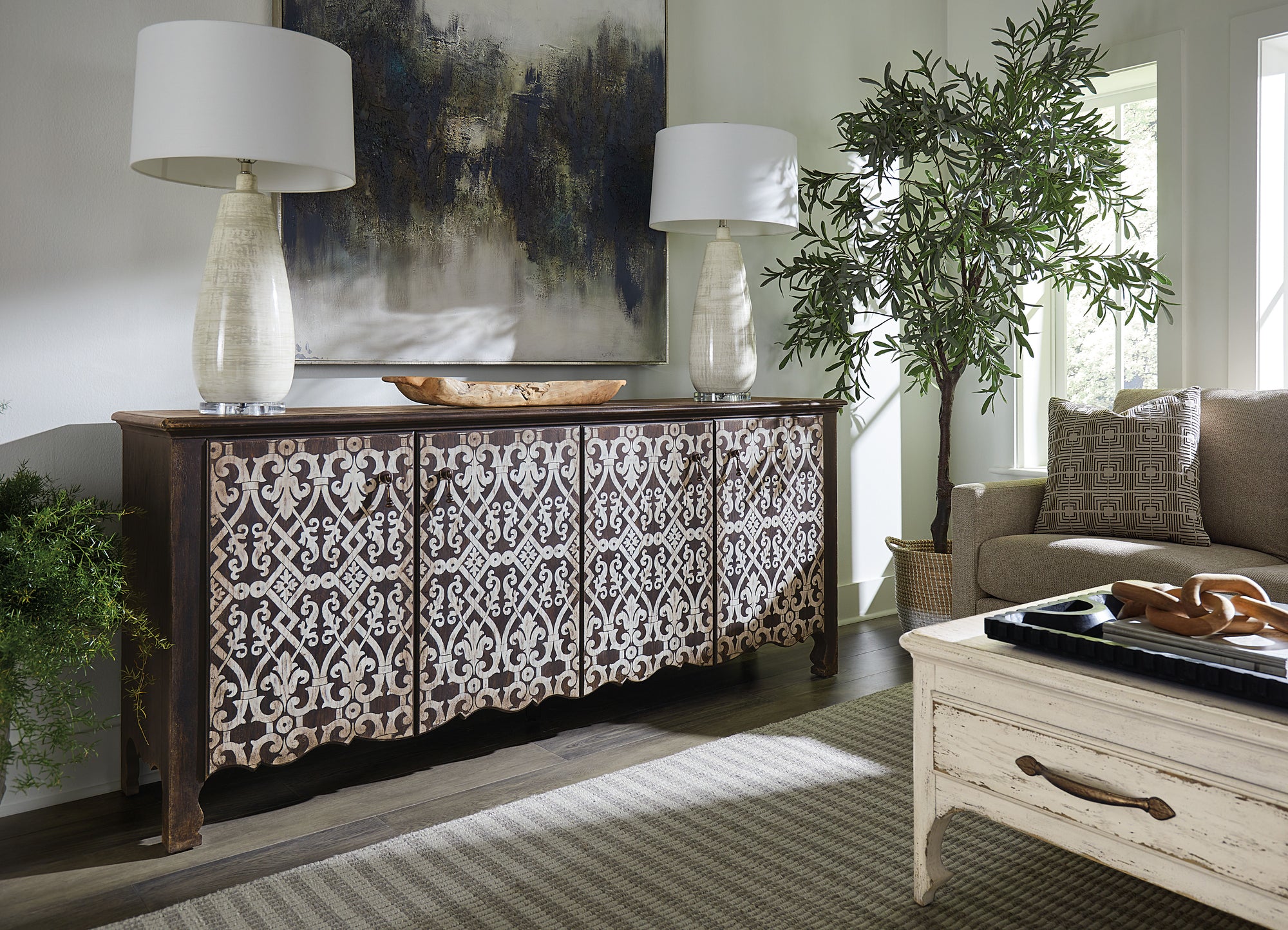 Americana - Entertainment Credenza